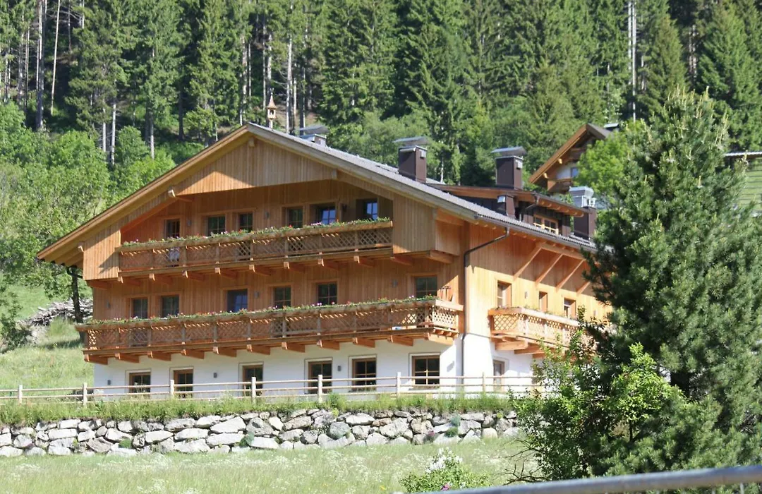 Huberhof-1